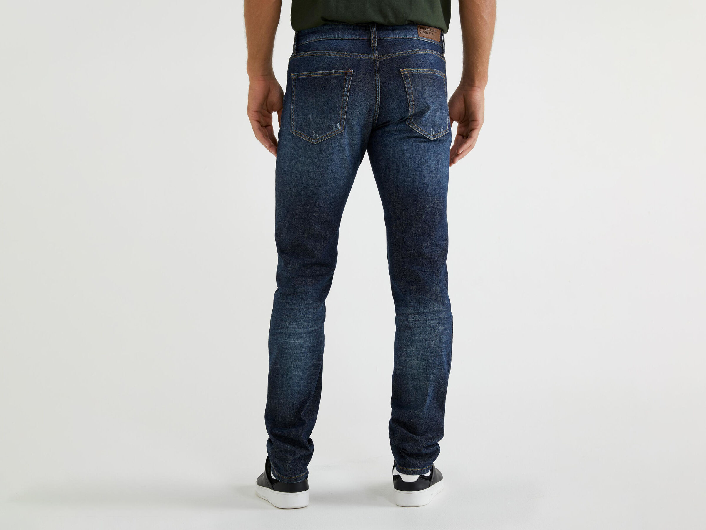 Straight leg jeans in stretch cotton Men image number 3